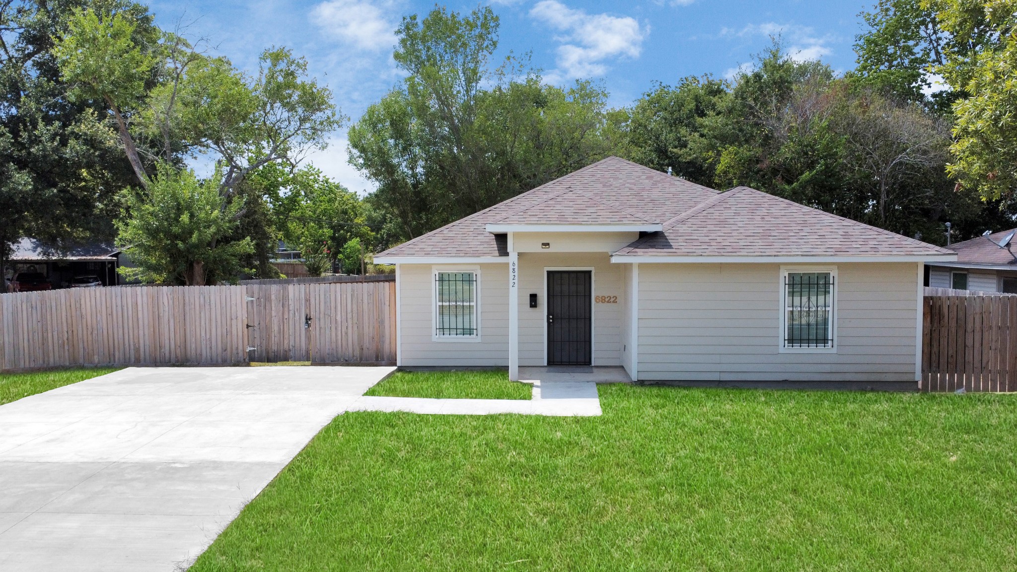6822 Kassarine Pass Houston TX 77033