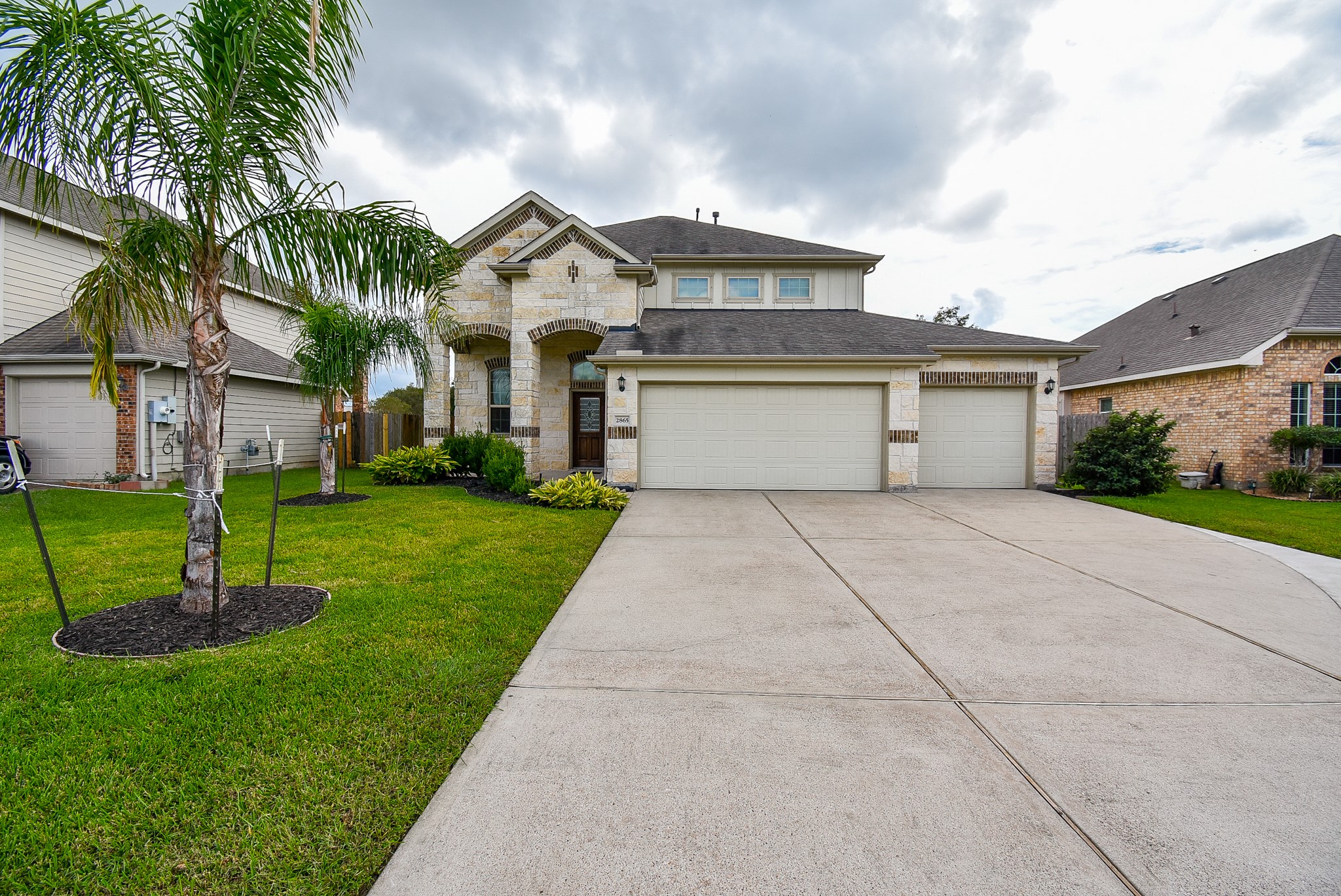 2865 Flower Creek Lane Dickinson TX 77539