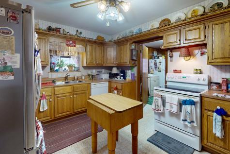 409 W Morgan Street Franklin TX 77856