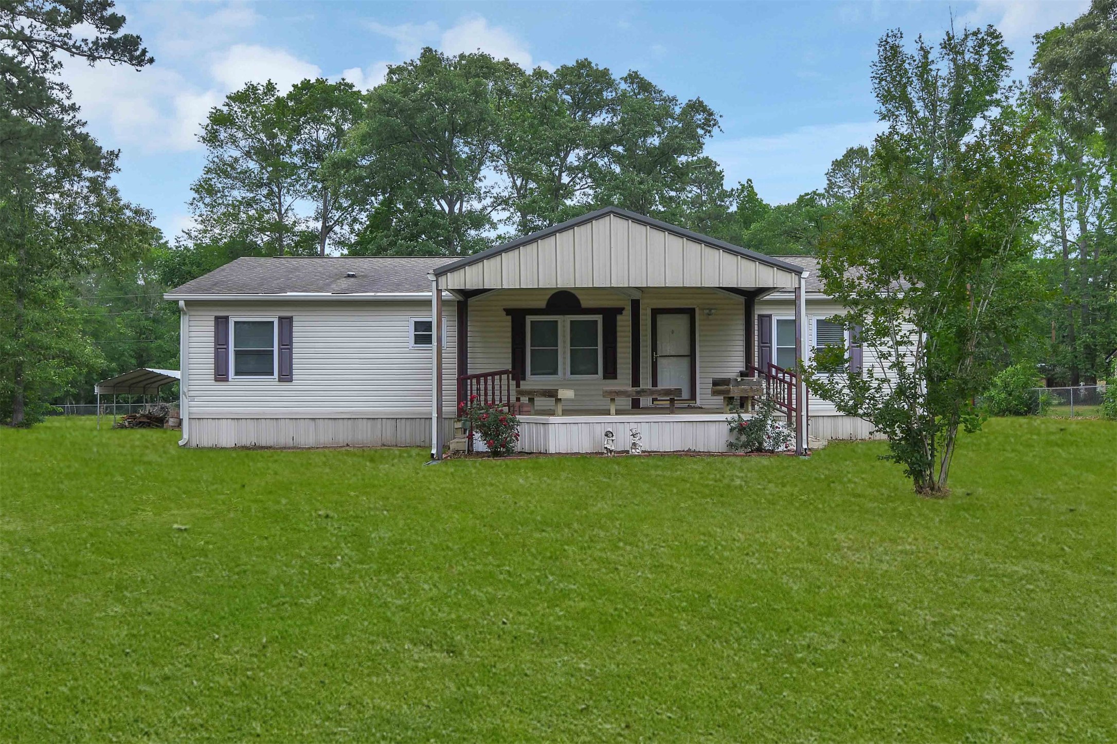 586 Thousand Oaks Livingston TX 77351