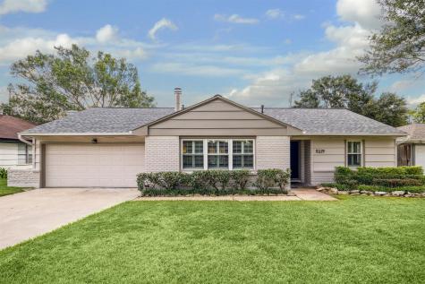 8419 Greenbush Street Houston TX 77025