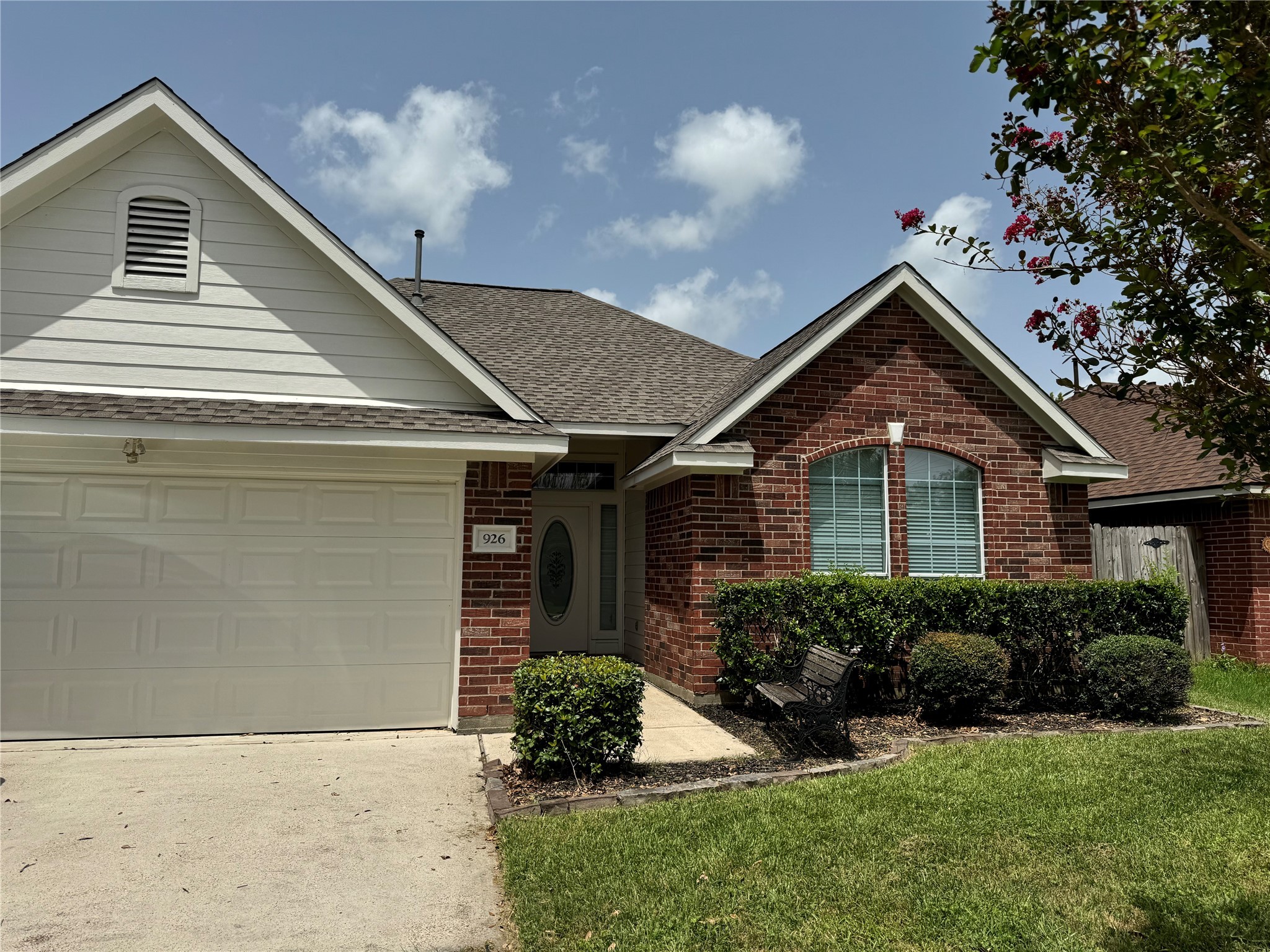 926 S 6th Street La Porte TX 77571