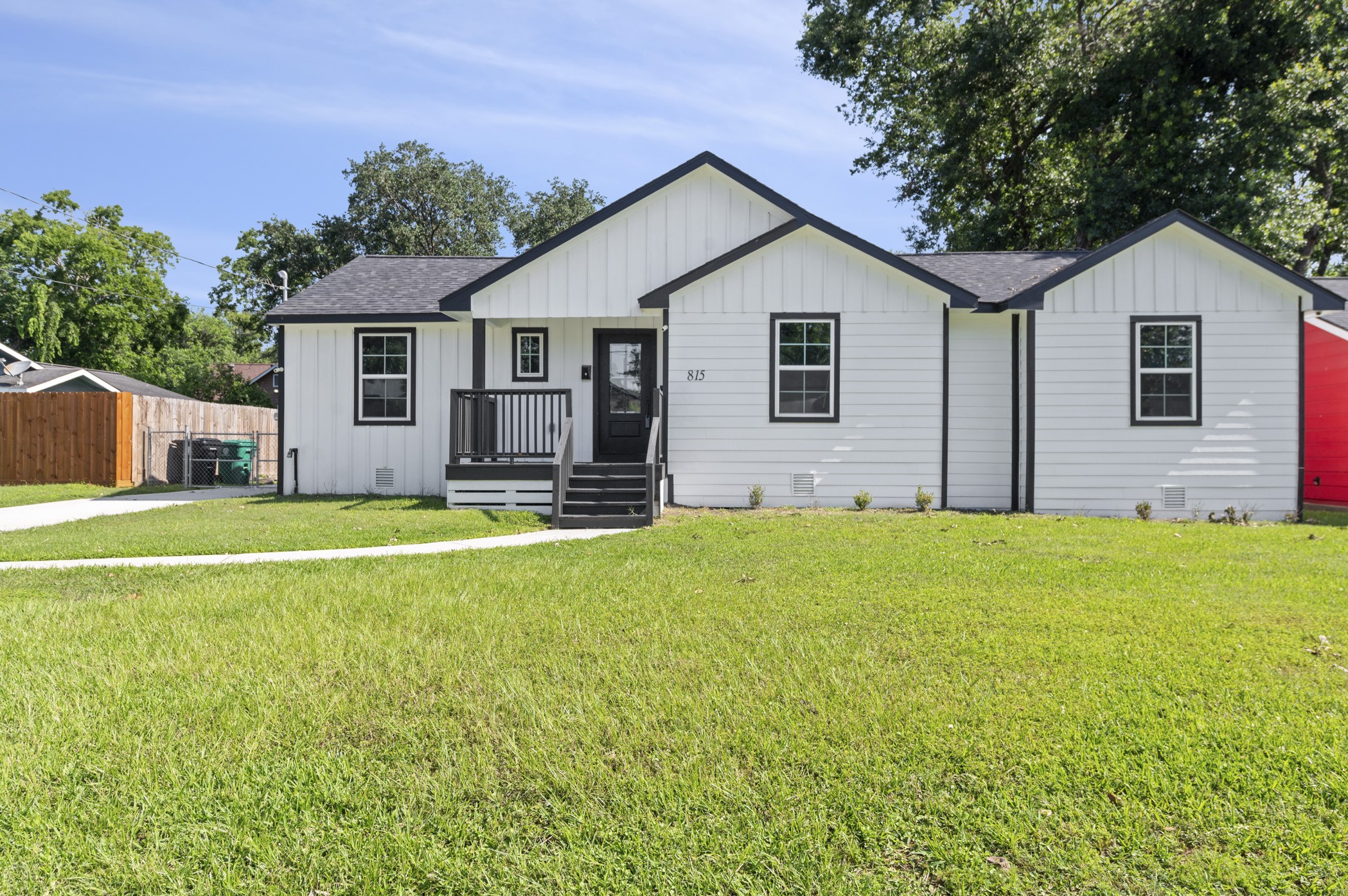 815 Fairbanks Street Houston TX 77009