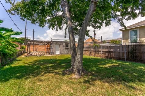 1523 22nd Street Galveston TX 77550