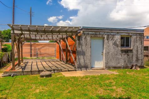 1523 22nd Street Galveston TX 77550