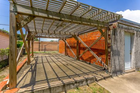 1523 22nd Street Galveston TX 77550