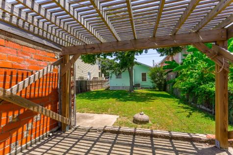1523 22nd Street Galveston TX 77550