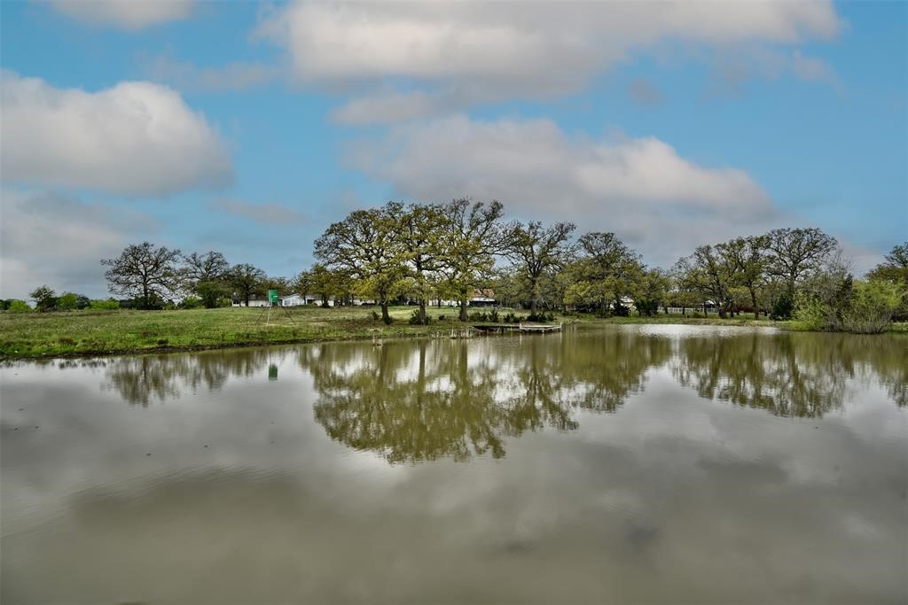 1261 County Road 205 Giddings TX 78942