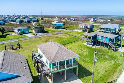971 Driftwood Drive Crystal Beach TX 77650
