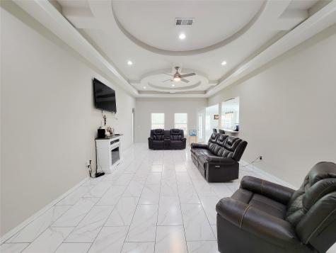311 County Road 3416 Cleveland TX 77327