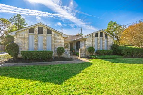 8023 Durklyn Lane Houston TX 77070