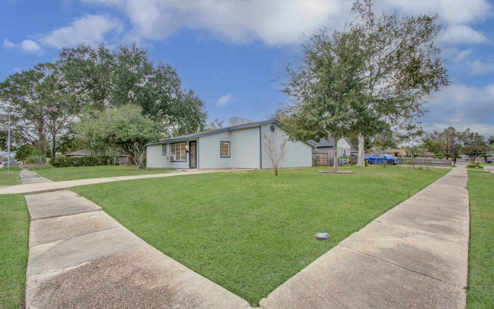 13918 Santa Teresa Road Houston TX 77045
