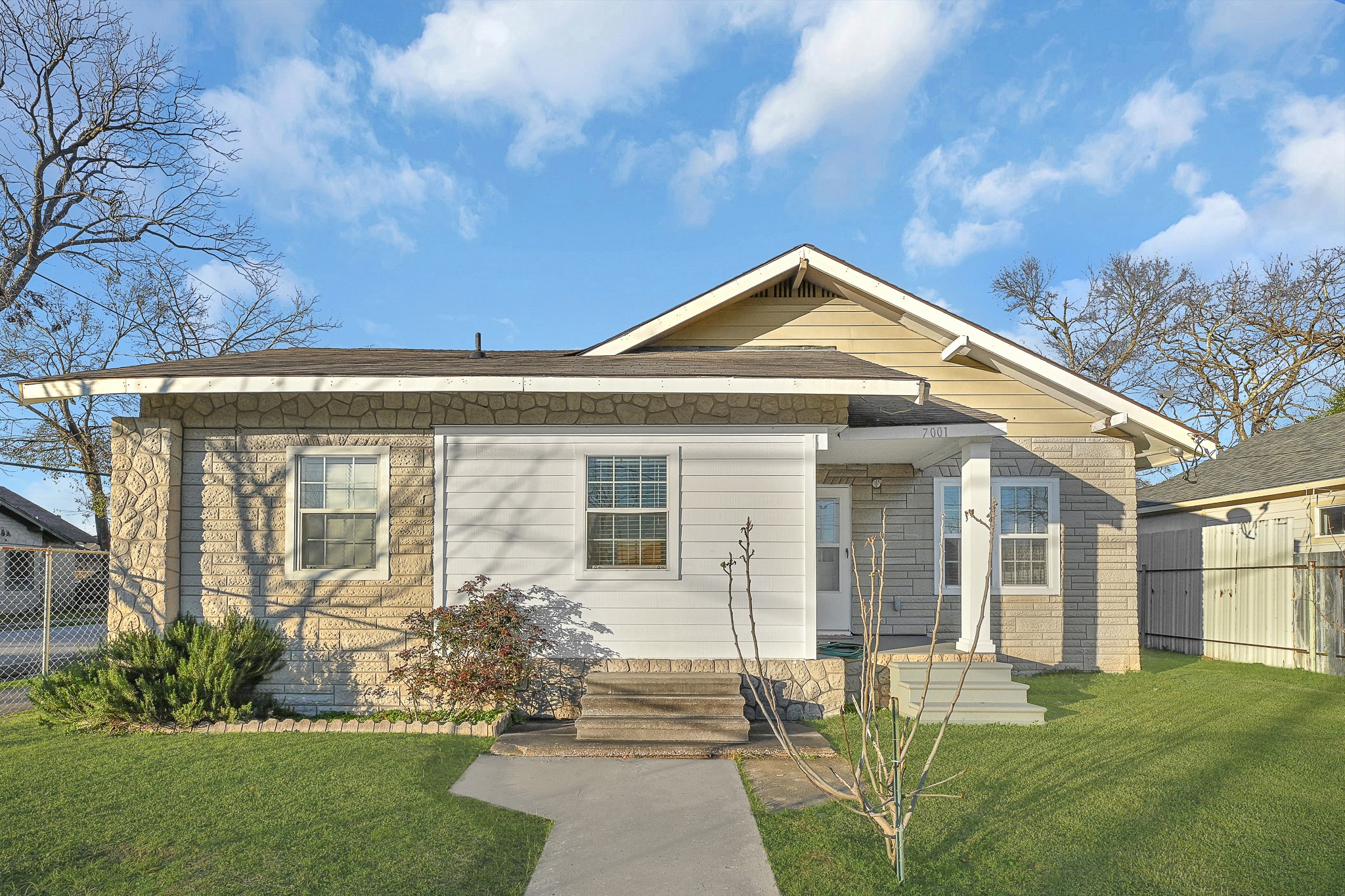 7001 Sherman Street Houston TX 77011