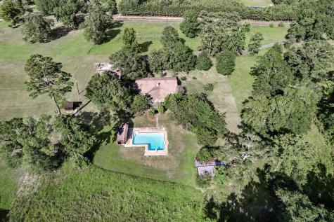 1743 County Road 1325 Warren TX 77664