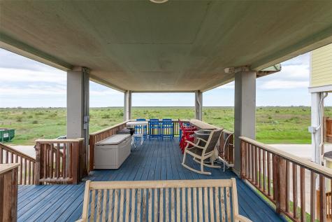 2433 Audubon Avenue Gilchrist TX 77617