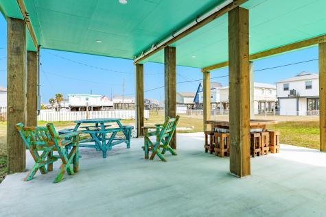 523 Thunder Road Surfside Beach TX 77541