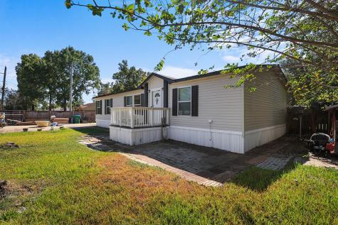 450 Reuben White Drive Crosby TX 77532
