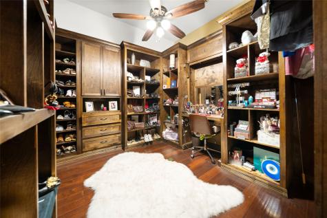 1605 Gatecreek Drive Pearland TX 77581