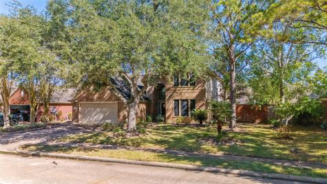 1605 Gatecreek Drive Pearland TX 77581