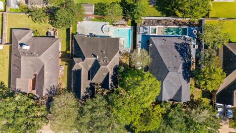 1605 Gatecreek Drive Pearland TX 77581