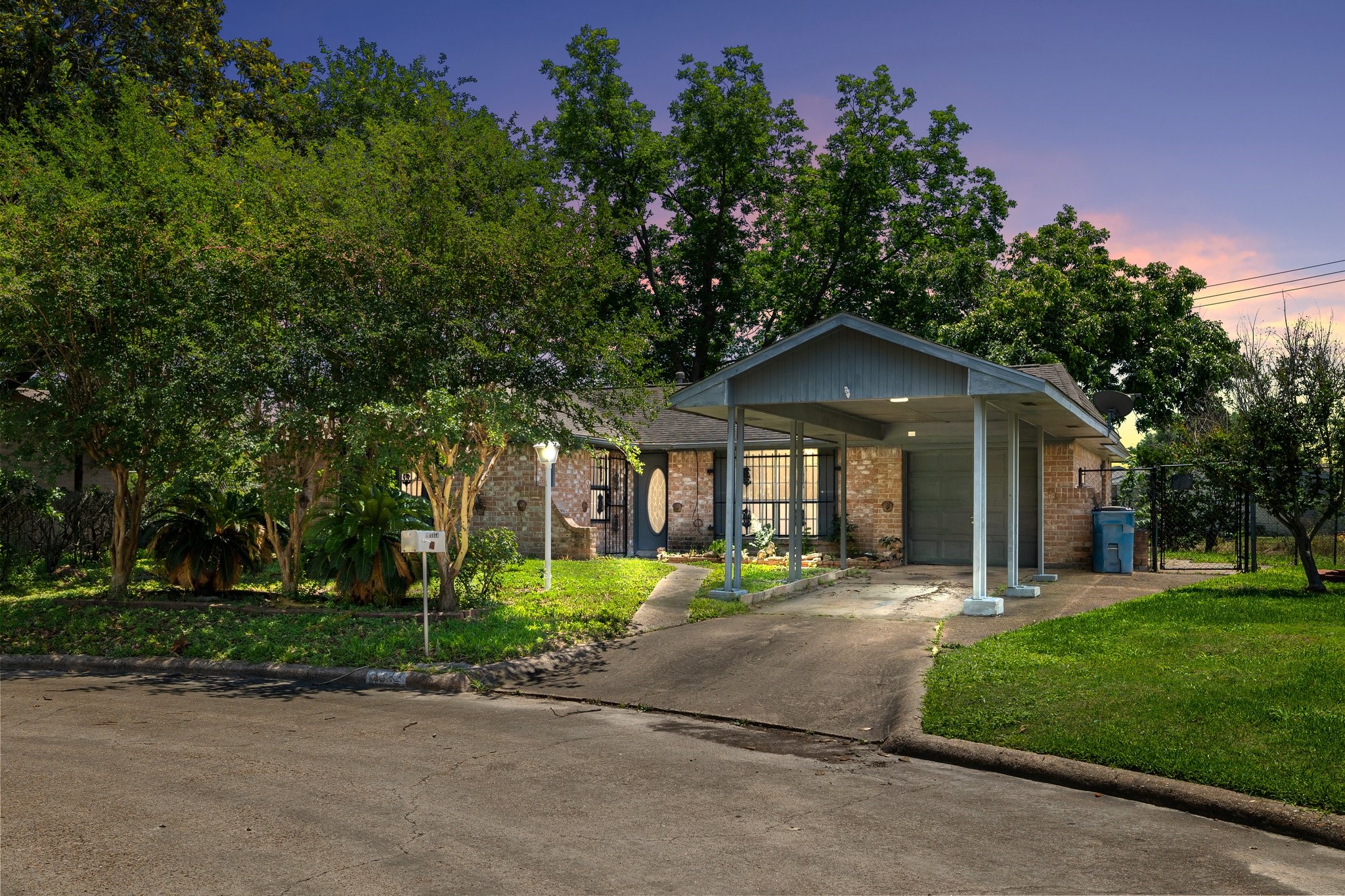4222 Sandydale Lane Houston TX 77039