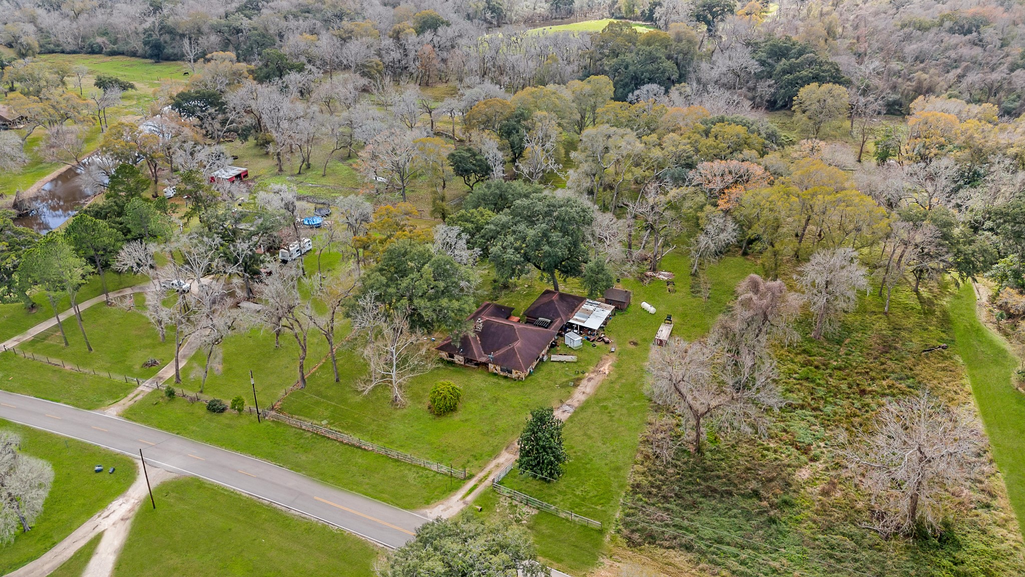 1705 Colony Lane Angleton TX 77515