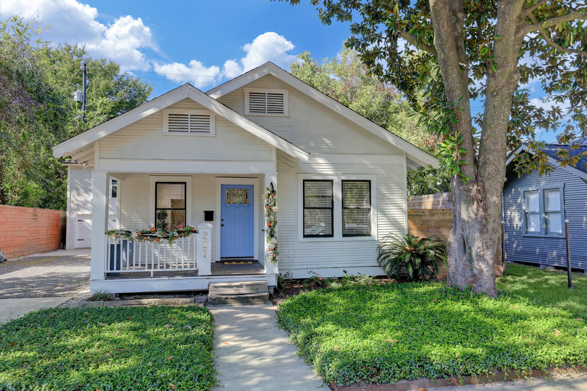 207 E 23rd Street Houston TX 77008