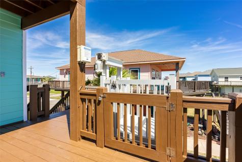 110 Ocean View Drive Port Bolivar TX 77650