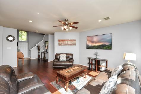 10518 Lyndon Meadows Drive Houston TX 77095
