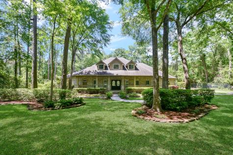 37607 Millers Pass Pinehurst TX 77362