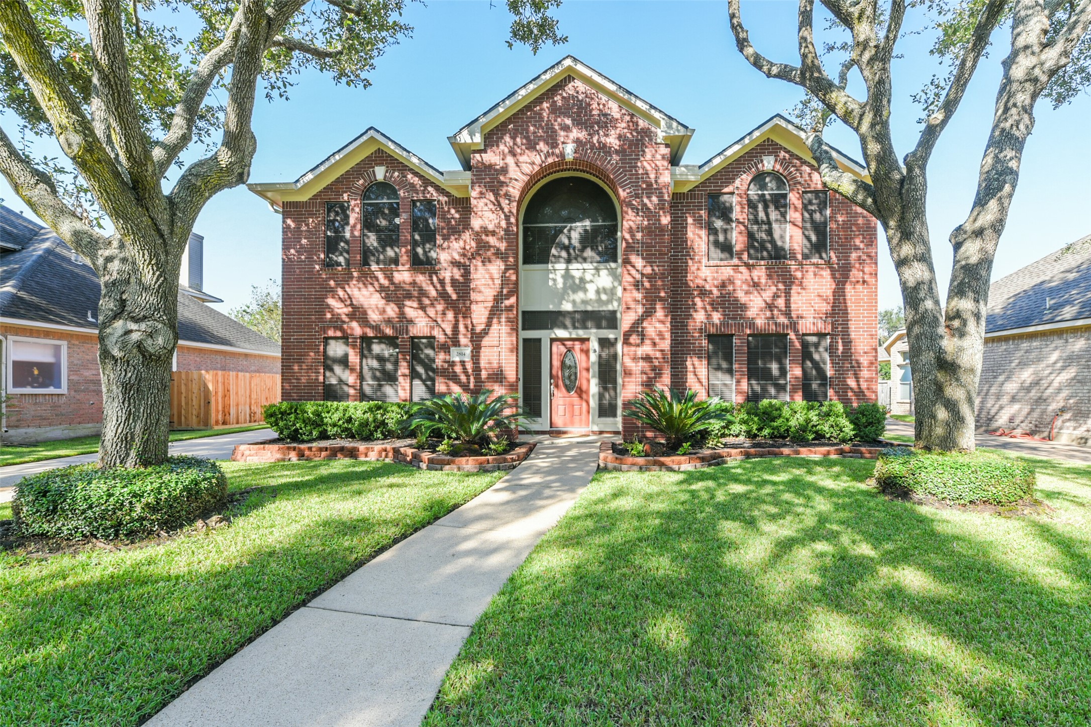 2814 Red Oak Lane Pearland TX 77584