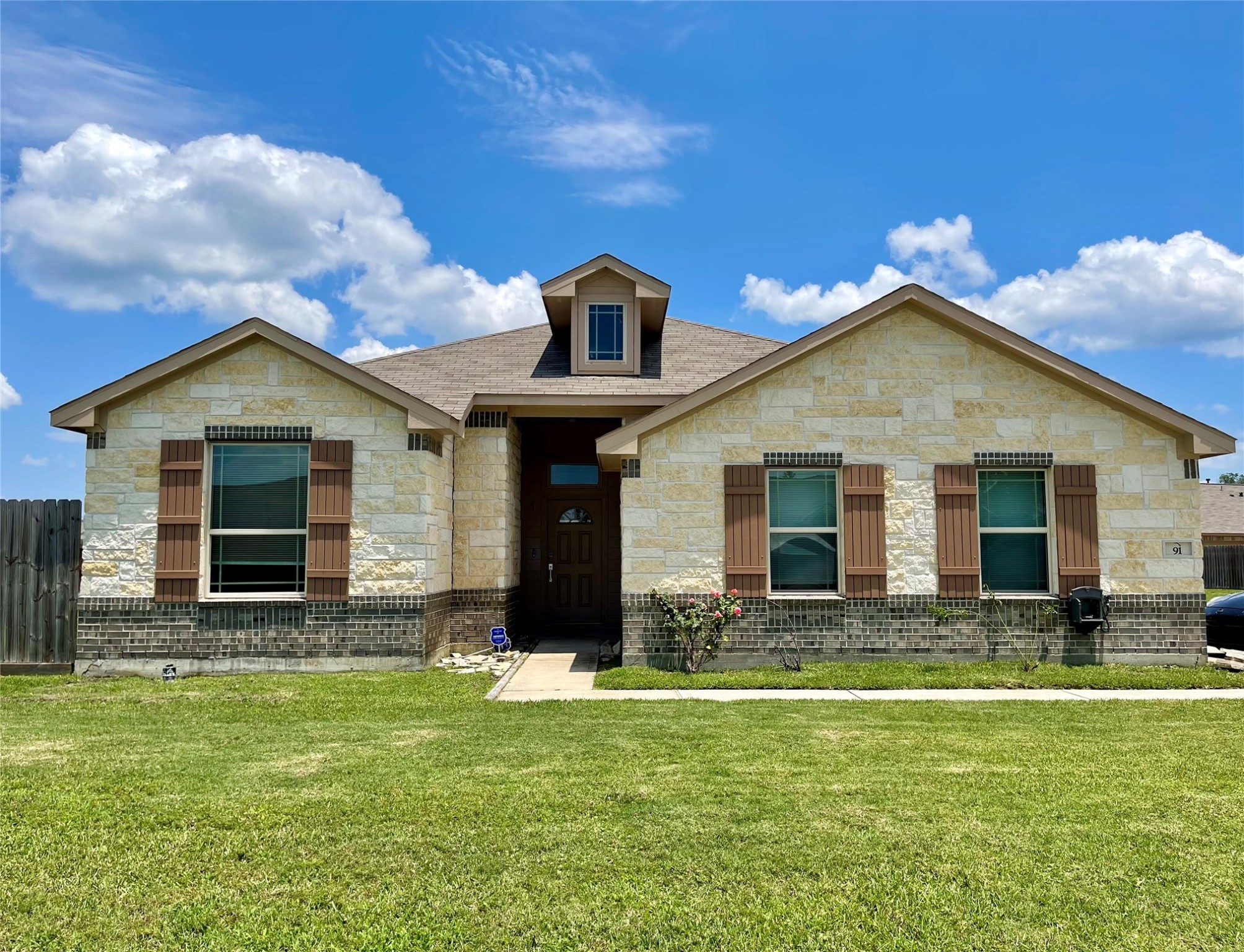 91 Georgia Street Dayton TX 77535