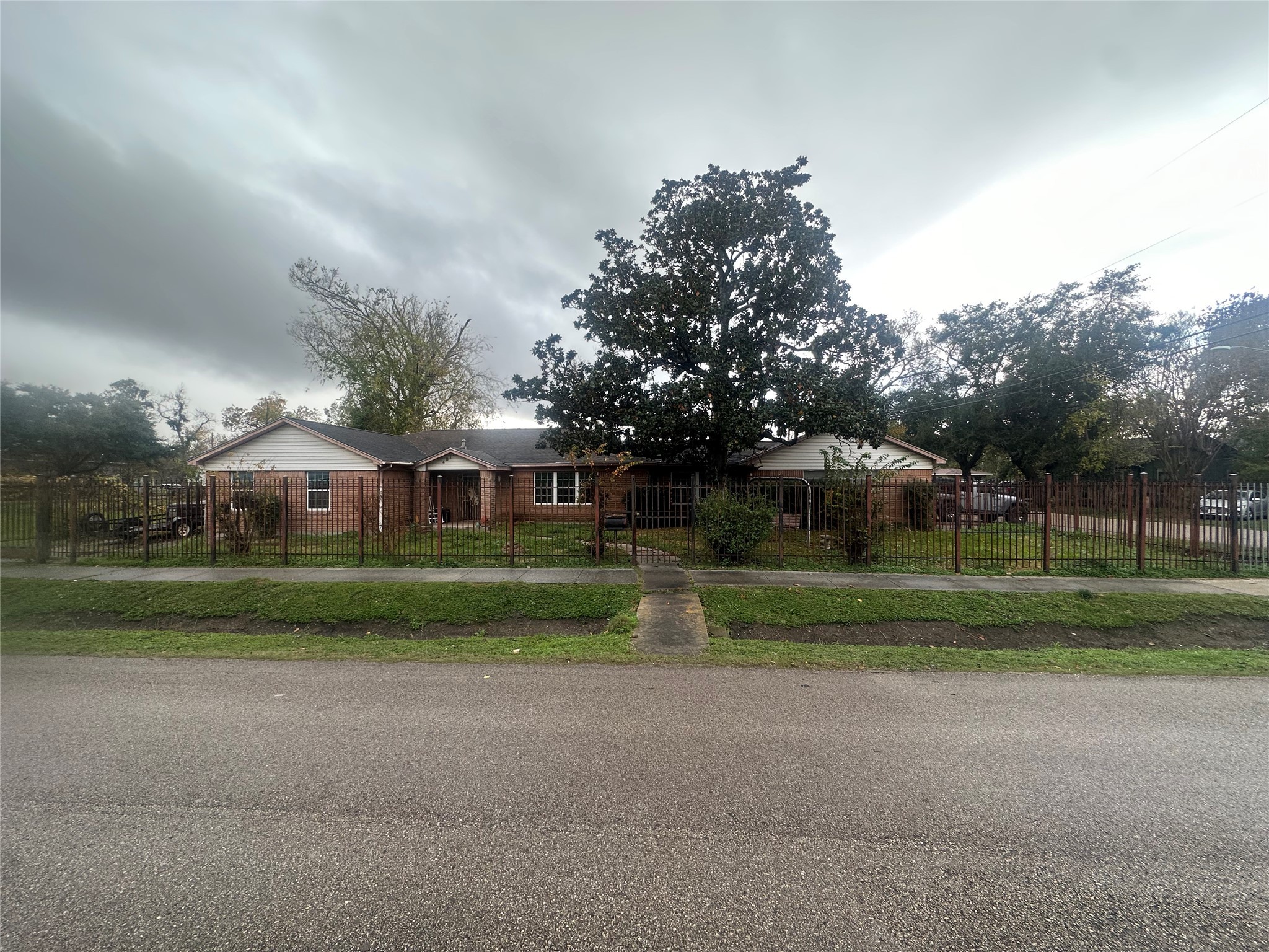 4011 Oxford Street Houston TX 77022