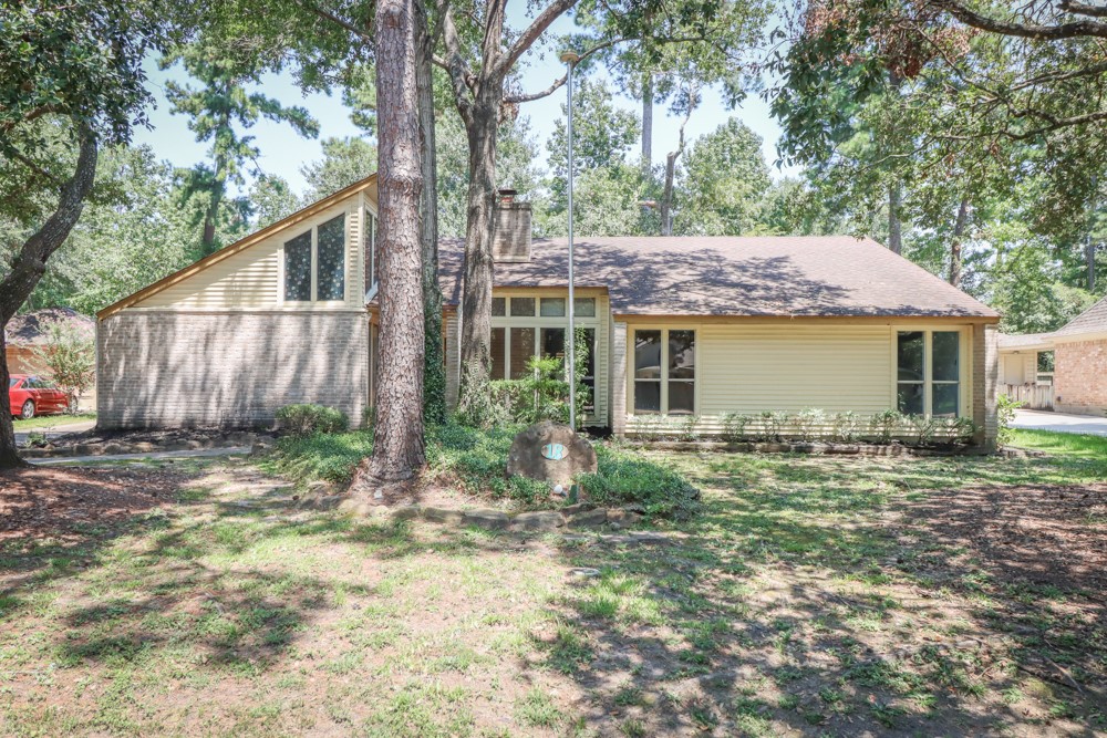 18 Falling Star Road Spring TX 77381