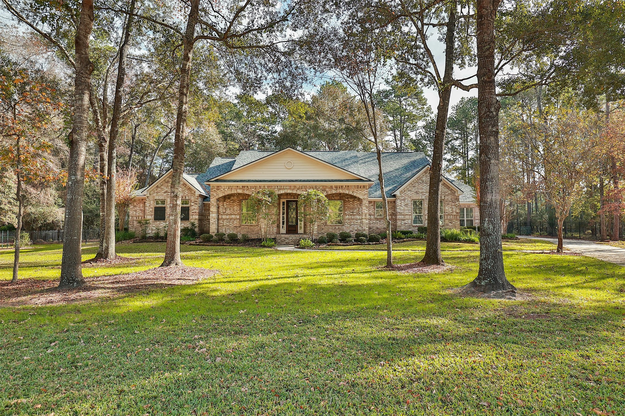 29132 Village Creek Magnolia TX 77355