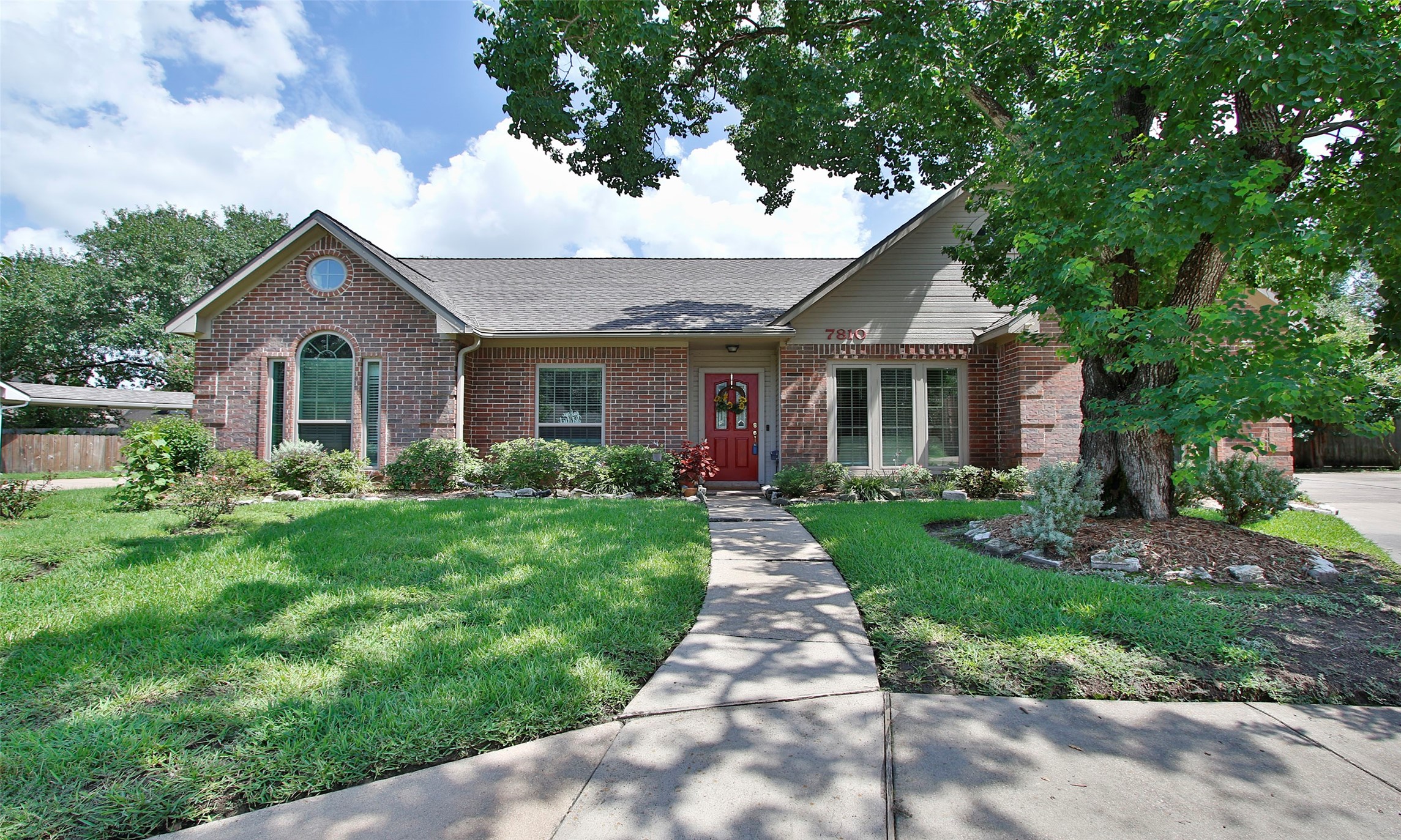 7810 Villa Lake Drive Houston TX 77095