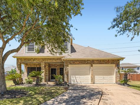 3903 Floral Way Court Fresno TX 77545