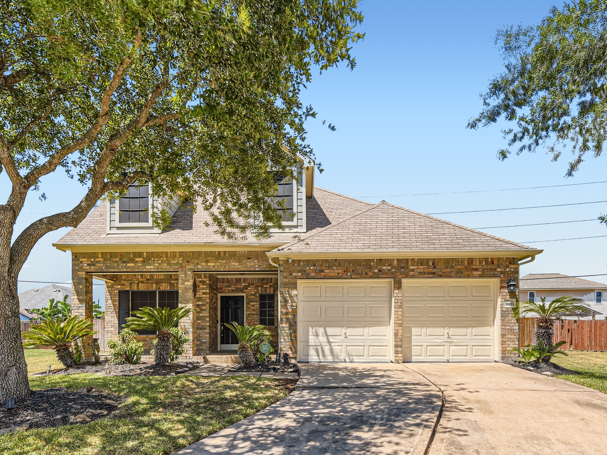 3903 Floral Way Court Fresno TX 77545