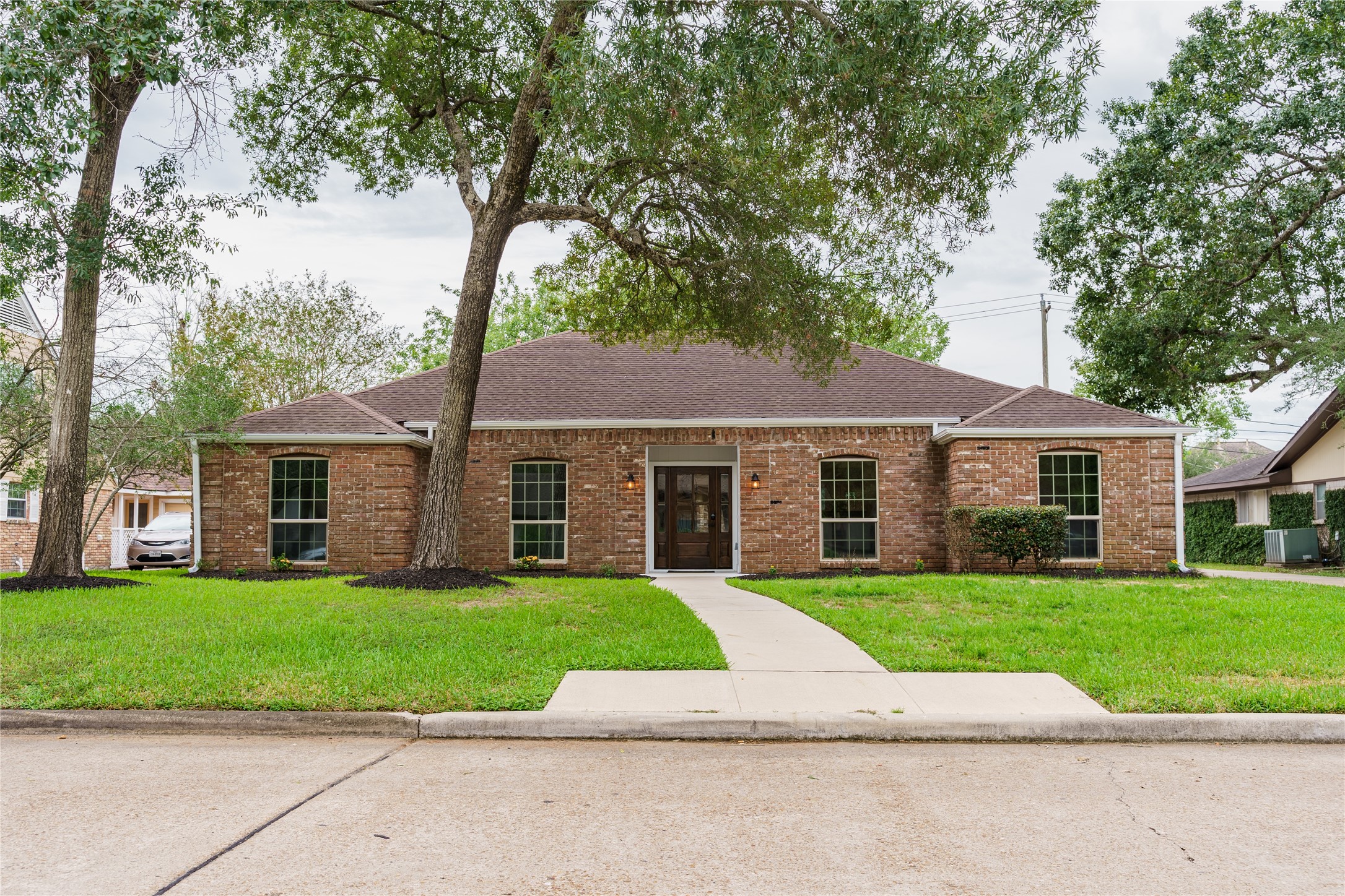326 Forest Lake Drive Seabrook TX 77586