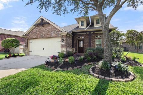 207 Echo Brook Lane Dickinson TX 77539