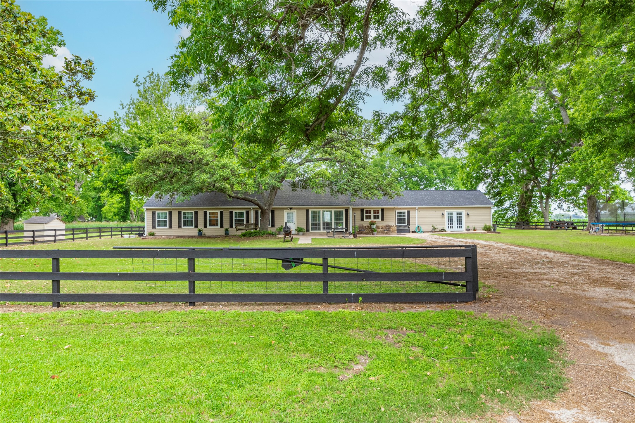 830 Lily Lane Wharton TX 77488