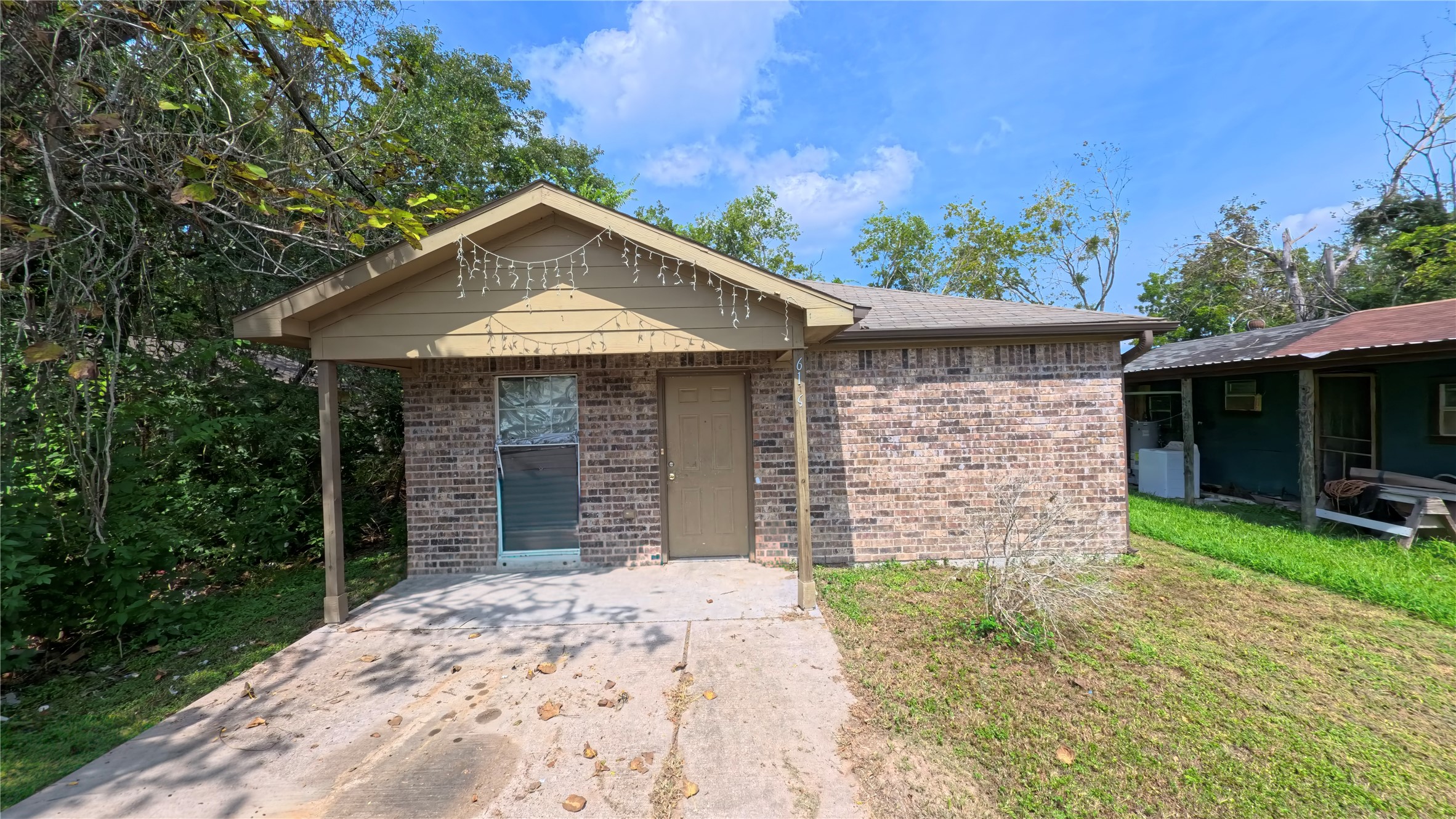 615 Shirley Street Eagle Lake TX 77434