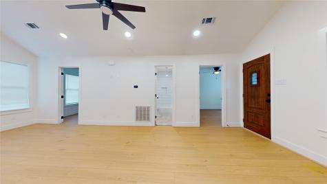 9114 Hueni Road Houston TX 77365