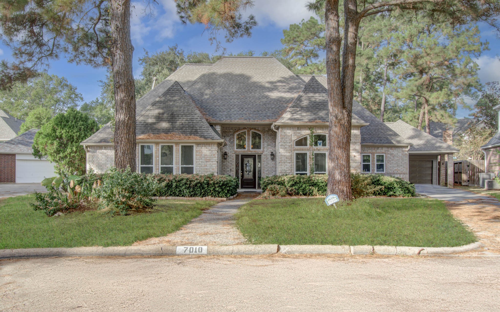 7010 Buffkin Lane Houston TX 77069