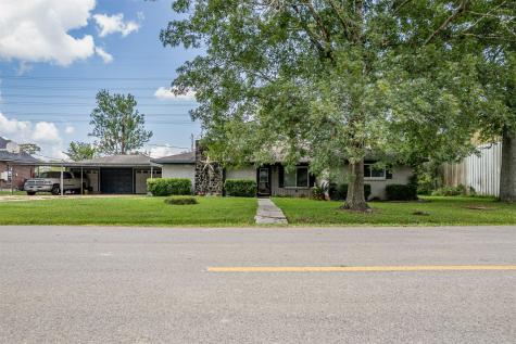 5826 Russell Lane Baytown TX 77521
