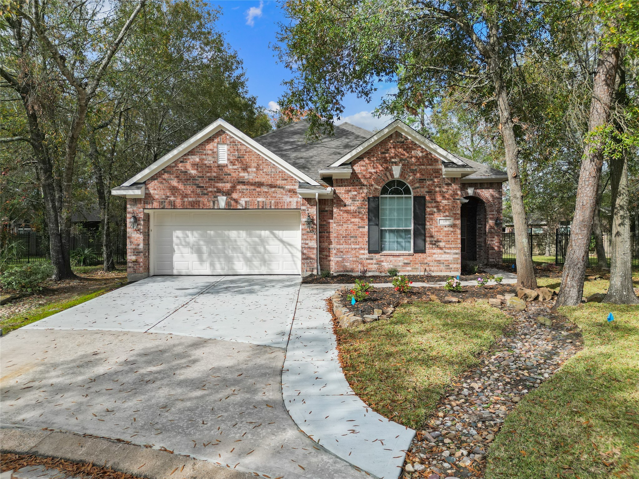 15 London Green Conroe TX 77384