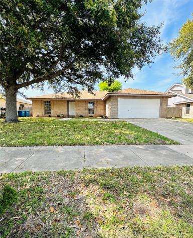 2405 Oak Grove Drive Portland TX 78374