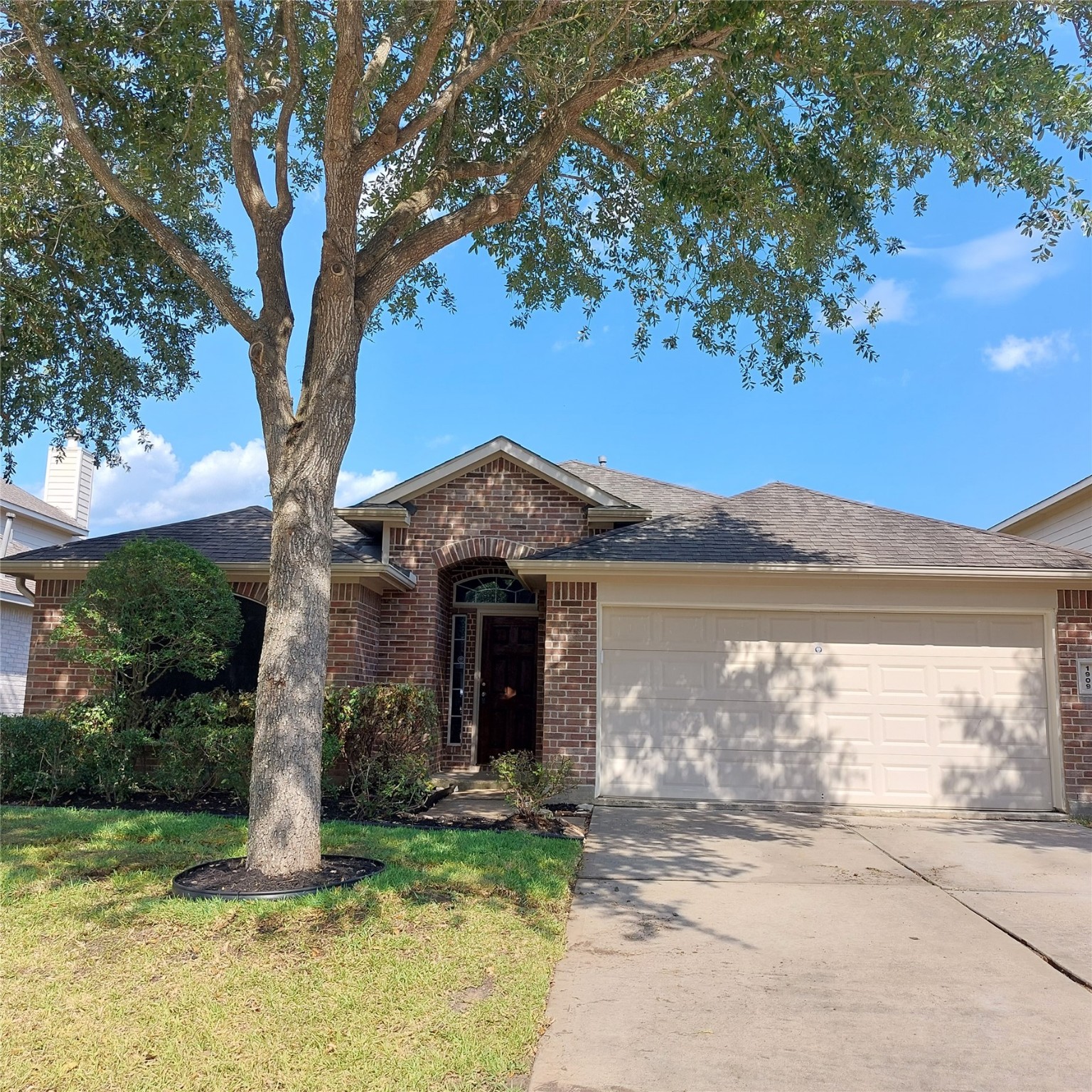 1909 Roaring Springs Drive Pearland TX 77584