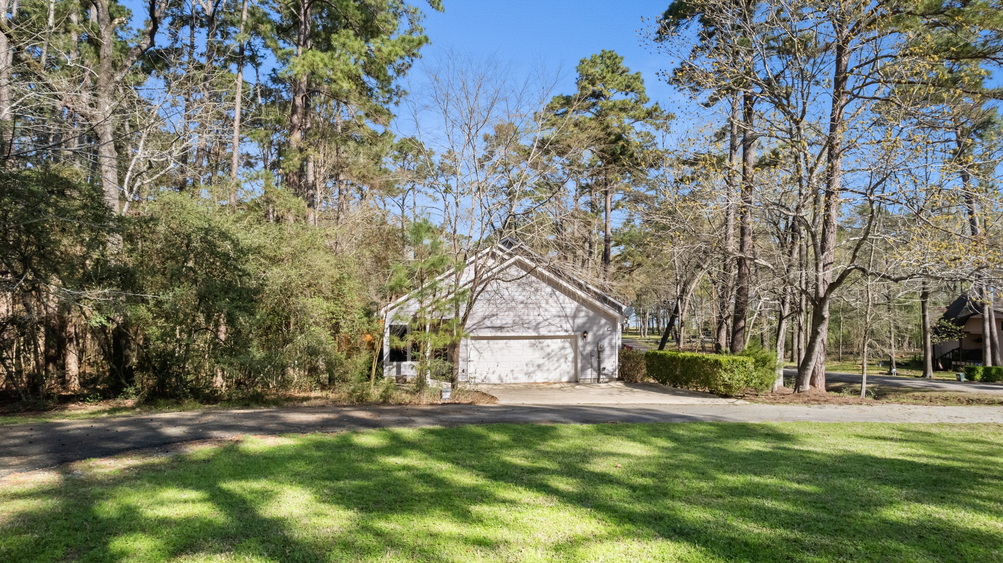 350 N Royale Greens Drive Coldspring TX 77331