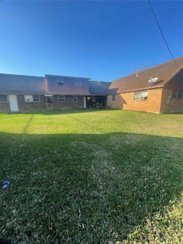 1202 Westgate Drive Wharton TX 77488